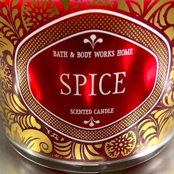 SOLD. BATH & BODY WORKS SPICE CANDLE MELTS - Picture 2 of 3